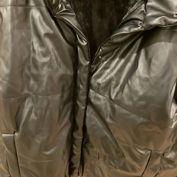 NWT Ci Sono faux leather and fur bomber woman’s jacket - Picture 3 of 14